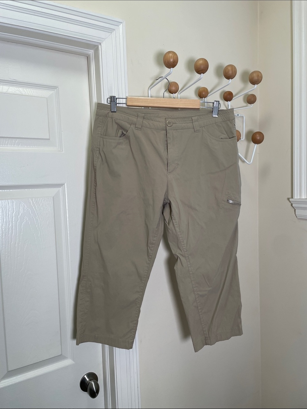 Banana Republic - Capri Outdoor Hiking Pants - Khkai - 14